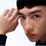 Les Gastons Vuitton Large ring, white gold and diamonds