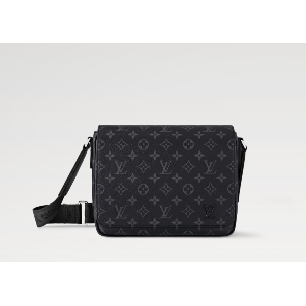 DISTRICT Small Messenger Bag