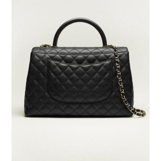 Maxi flap bag with handle