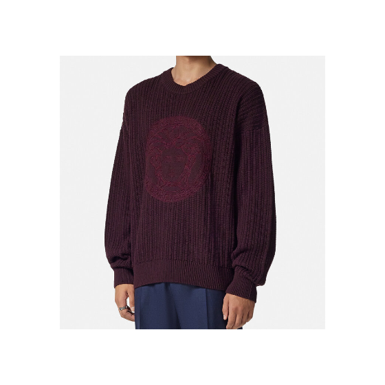 Medusa embroidered cable-knit sweater