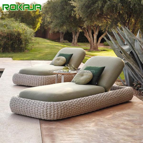 Outdoor Leisure Furniture Rattan Lounger Patio Garden Outdoor Open Air Waterproof Lounger High-end Furniture Woven Lounger