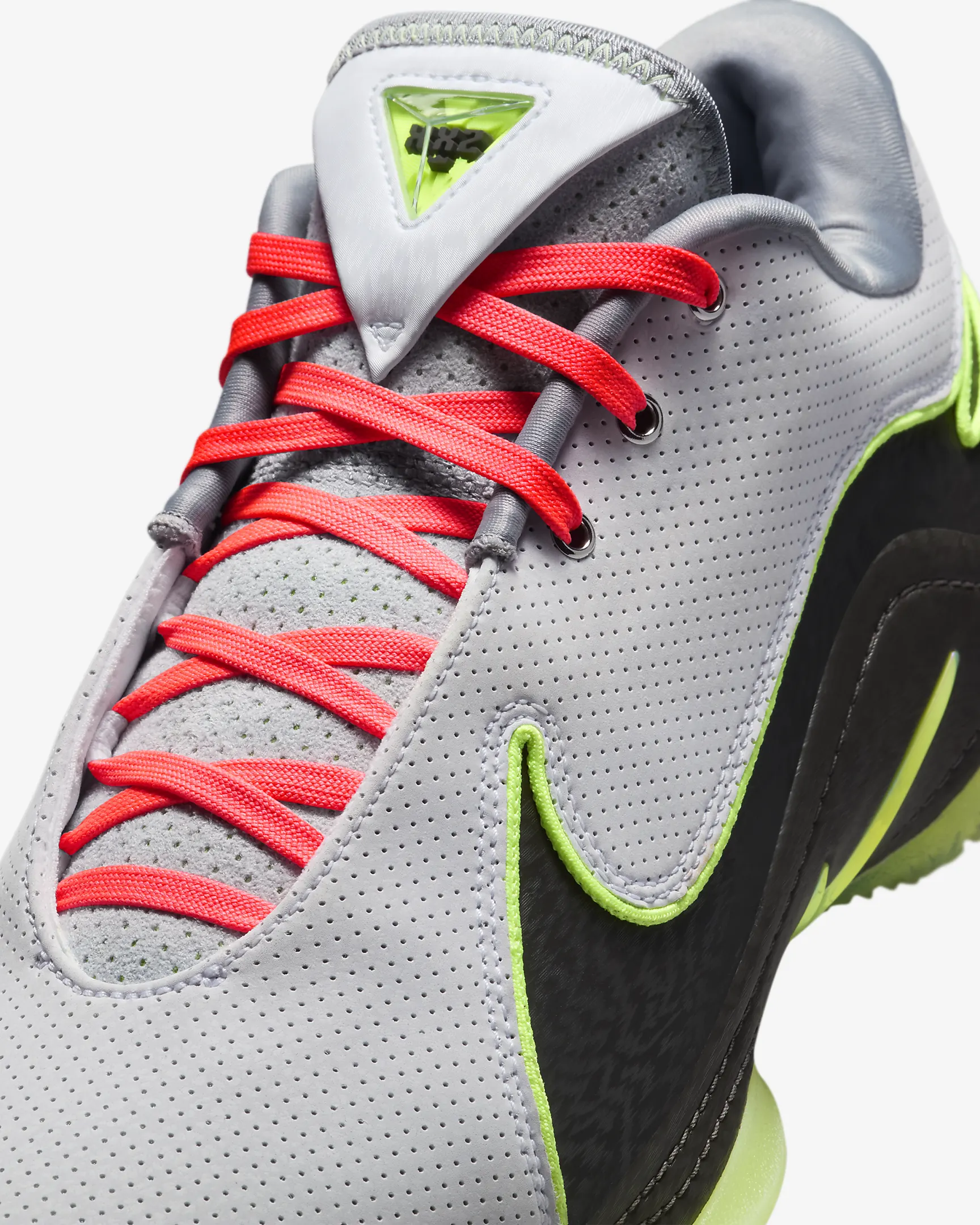 LeBron XXII "Crown Jewel" Basketball Shoes