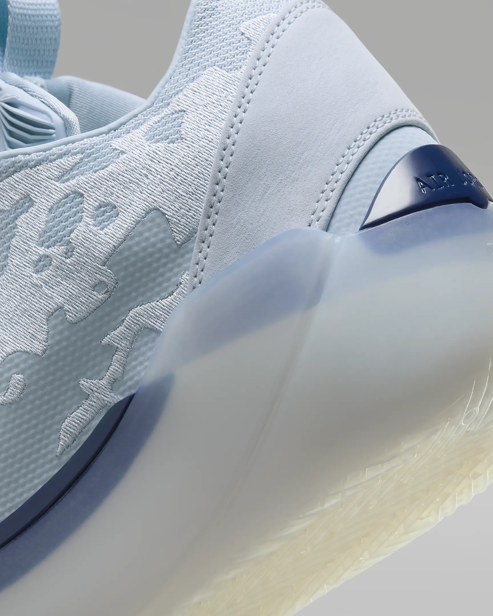 Air Jordan XXXIX "University" Basketball shoes